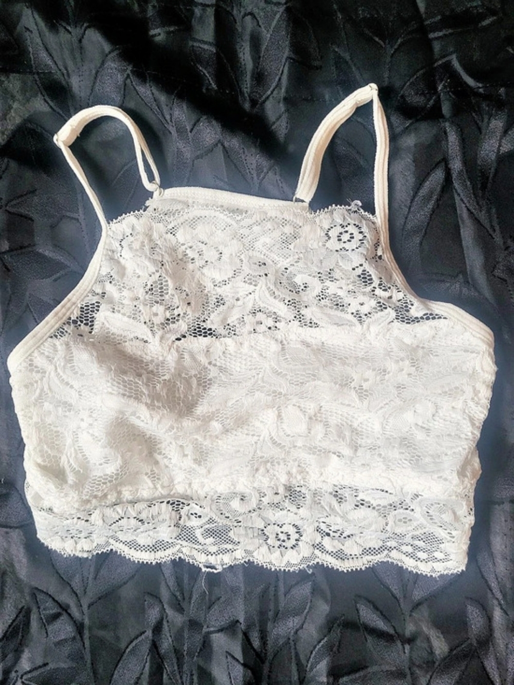 Floral Lace Bralette in White Size Small Like New